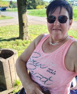 Blowjob -Spermageile und Schwanzgeile Hobbyhure  - Bild 3 von 6