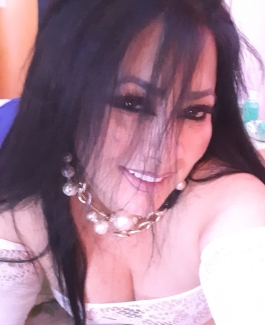 CRYSTAL - Bild 1 von 5