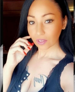 Gina - Bild 1 von 8
