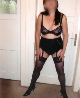 Liebevolle Hauslady  - Bild 3 von 6