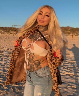 Mia Roux  - Bild 2 von 6