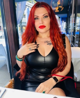 Mistress Nora Marinelli - Bild 10 von 10