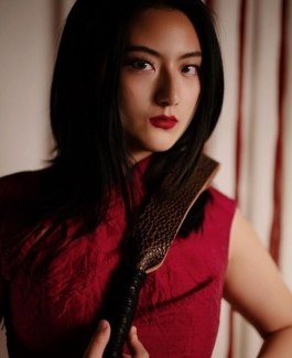 Queen Dajii - Bild 6 von 8