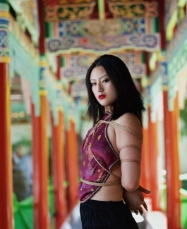 Queen Dajii - Bild 1 von 8