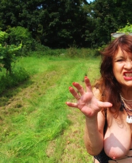 Reife Lilly - Bild 5 von 6