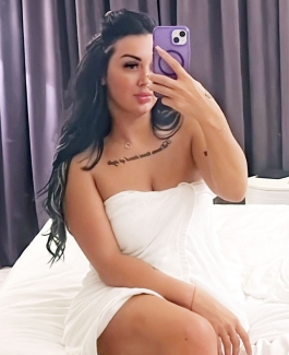Selena - Bild 3 von 4