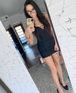 Sexy Laura - Bild 8 von 10