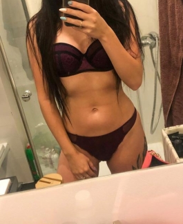 Sexy Laura - Bild 4 von 10