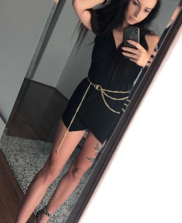 Sexy Laura - Bild 6 von 10