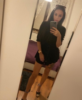 Sexy Laura - Bild 5 von 10