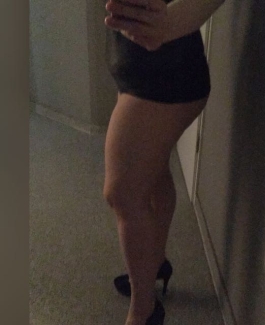 Vollbusige Frau sucht sex - Bild 3 von 5
