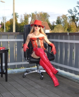 Zierliche Kylie - attraktiv, sexy! AESCH/BL! - Bild 3 von 3