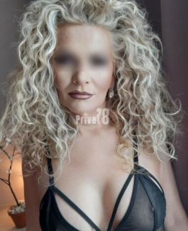 Sexy-Lady Sarah - Bild 2 von 5
