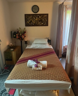 MANUELA - Bild 1 von 8