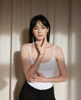 ANANDA - Bild 1 von 15