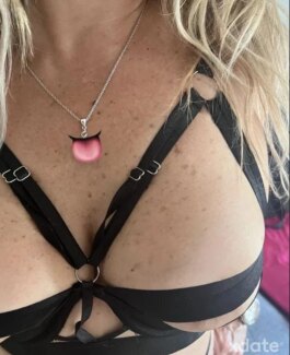 Alessia - Bild 3 von 11