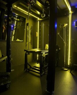 BDSM Studio Lana Andersson - Bild 5 von 17