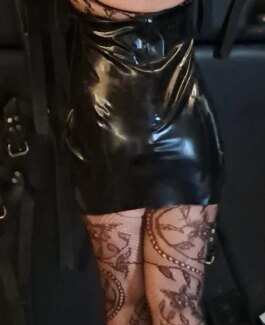 Lady Lilith des Lys - Bild 2 von 3