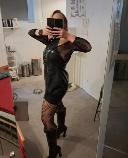 Lady Lilith des Lys - Bild 3 von 3