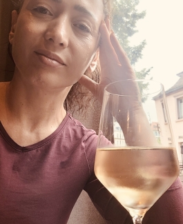 Katherina in Thalwil - Bild 5 von 7