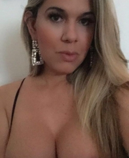 MELANIE - Bild 26 von 57