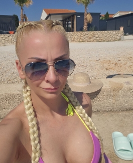 Jeny - Bild 2 von 8