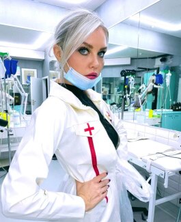 Domina Alex KinkyPearl - Bild 20 von 20