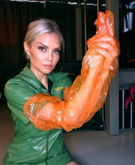 Domina Alex KinkyPearl - Bild 10 von 20