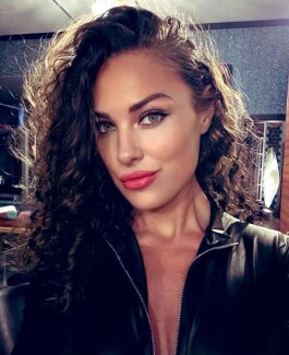 Domina Nika Noire Hypnotic - Bild 1 von 4