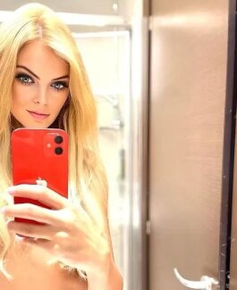 Anastasia Model Masseurin - Bild 4 von 5