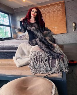 Lady Elena - Bild 4 von 9