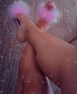 Julia - Bild 3 von 7