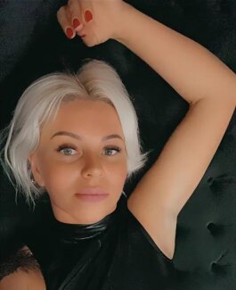 Karina - Bild 3 von 4