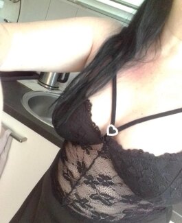 Laura - Bild 1 von 1