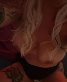 Hausfrau - Milf - Bild 4 von 6