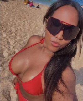 Jenny 22 - XXL Natur Busen - Bild 1 von 4
