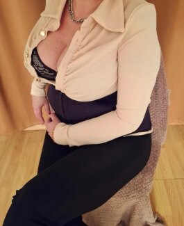 Kriens..Reife Pivate Hausfrau 50.j (Leicht mollig) - Bild 3 von 4