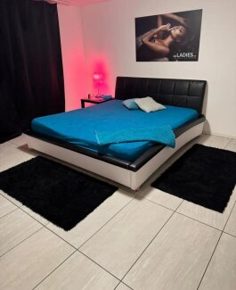 Zimmer - Bild 1 von 12