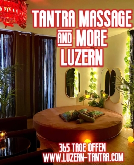 Sexy Masseurinnen - Bild 8 von 30
