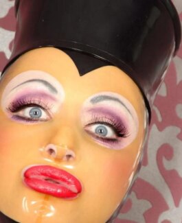 Dominatrix Noa - Bild 9 von 14