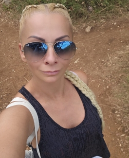 Jeny - Bild 1 von 8