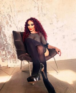 Lady Elena - Bild 6 von 9