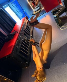 Sklavin Sunny - Bild 8 von 10