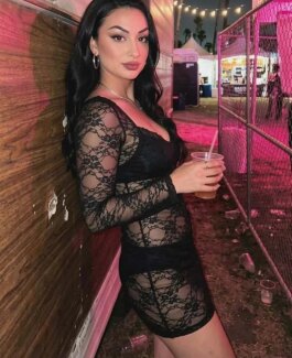 Malika Blaze - Bild 1 von 9
