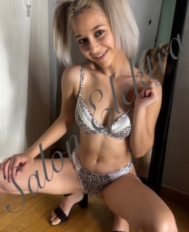 EMILY - Bis 24.04 - Bild 1 von 5