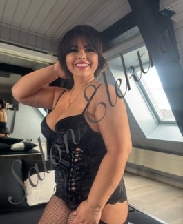 MIRA Milf - Bild 3 von 5