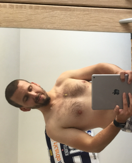 Adrian - Bild 1 von 2