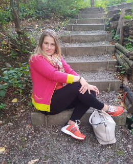 Marina  - Bild 1 von 3