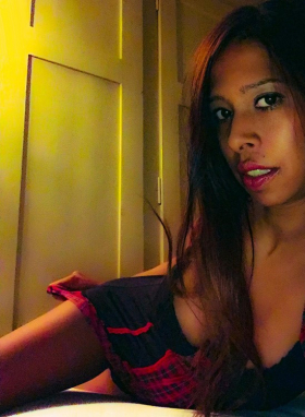 Amina - Bild 15 von 34