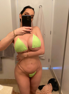 Camelle  - Bild 1 von 3